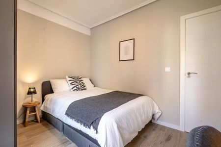 Carrer de Josep Melià Pigmalion, Valencia, Valencian Community 46009 - Photo 4