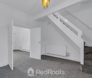 2 bedroom end of terrace house to rent - Photo 4