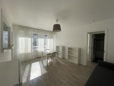 A LOUER : T2 à LILLE • Hypercentre • Nous consulter • - Photo 2