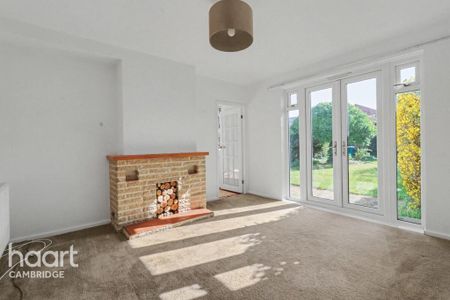 3 bedroom end of terrace house to rent - Photo 3