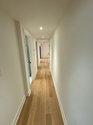 For Lease - 1 Random Street, Toronto, Ontario - Photo 2