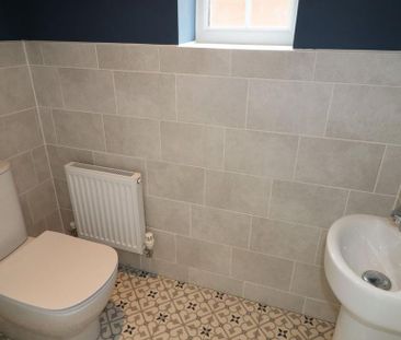 3 bedroom semi-detached house to rent - Photo 6