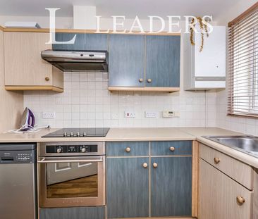 2 bedroom house to rent Moat Way, Swavesey, Cambridge, CB24 - Photo 2