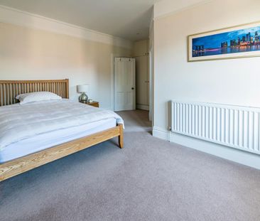 5 bedroom semi-detached house to rent - Photo 4
