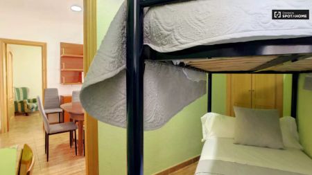 3-bedroom apartment for rent in Palos de Moguer, workers and postgraduate students - Photo 5
