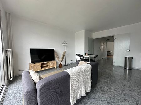 Apartment - Photo 3
