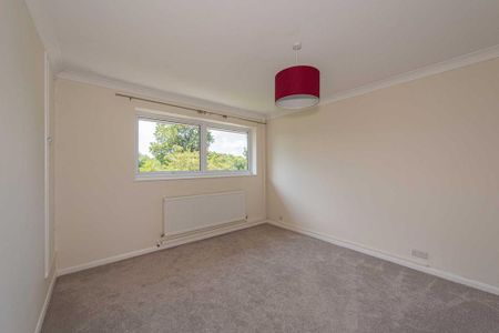 2 bedroom maisonette to rent - Photo 4