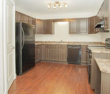 51 Flower Place - Photo 3