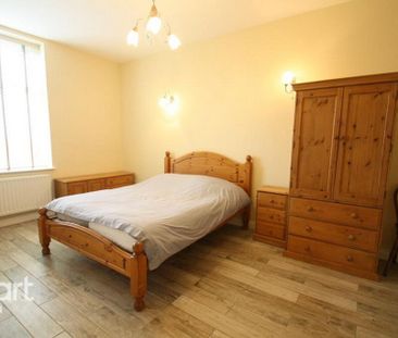3 bedroom apartment to rent - Photo 6