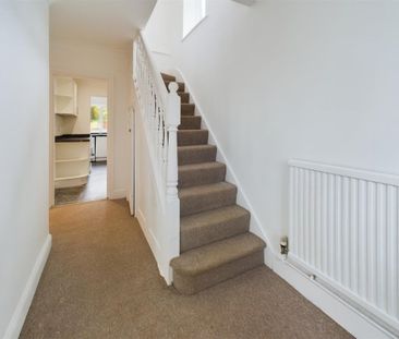 Bevendean Crescent, Brighton - Photo 3