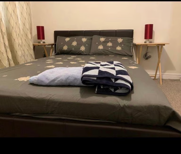 1 bedroom in a house share to rent - Photo 4