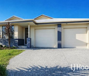 Low maintenance, great location and all about convenience! - Photo 5