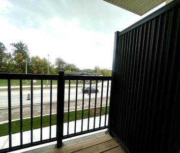 For Lease - 127 Markland Street, Markham, Ontario - Photo 4