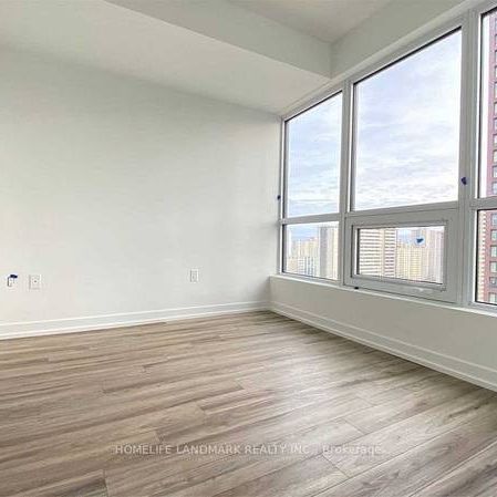 Bloor/Sherbourne-Bright Spacious 2Bed 2Bath 1Locker - Photo 3