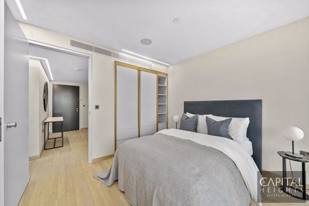 Manhattan Loft Gardens, 20 International Way, London - Photo 5