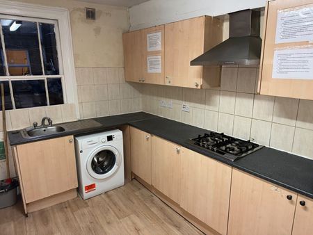 Room in a Shared Flat, Walworth Road, SE17 - Photo 4