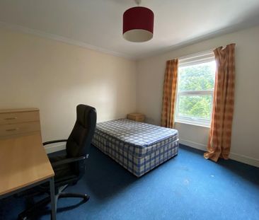 7 bedroom terraced house to rent - Photo 3