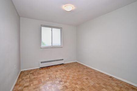 26 Willow Road Apartments - Photo 3