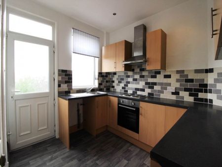 2 Bedroom Terraced For Rent - Photo 3