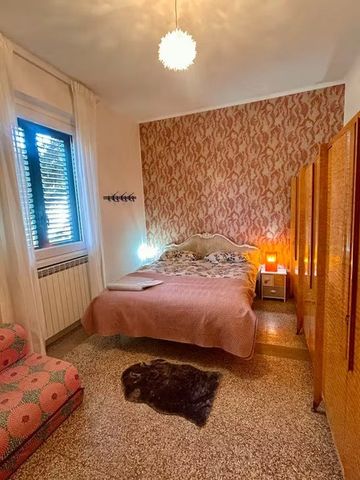 Via degli Ausoni, Rome, Lazio 00185 - Foto 4