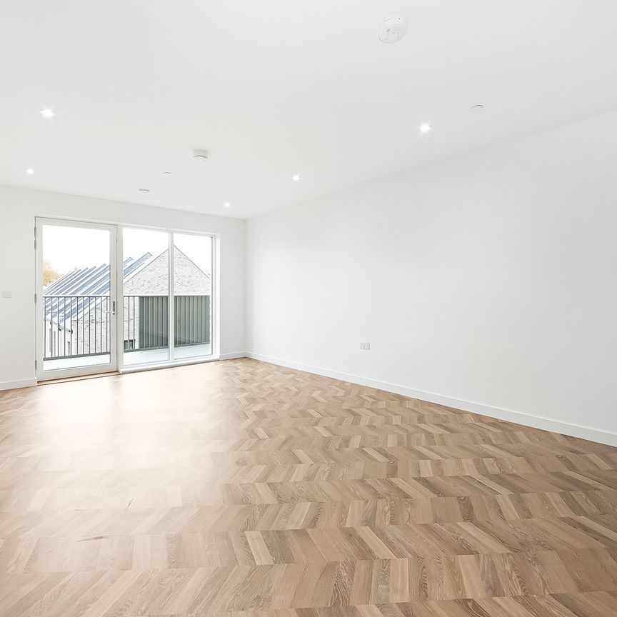 76 Bannerman Road, Woolwich, SE18, London - Photo 1