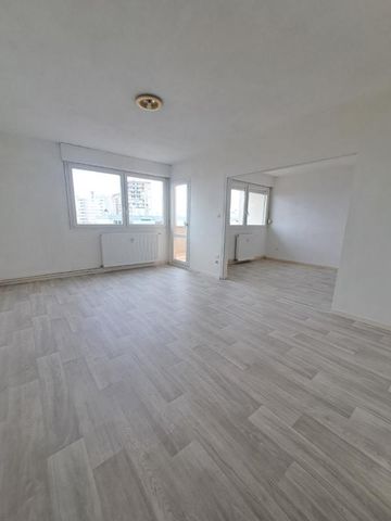 APPARTEMENT 5 PIECES QUARTIER CPAM - Photo 2