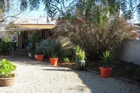 Comfortable Family Home in Convenient Location - Photo 5