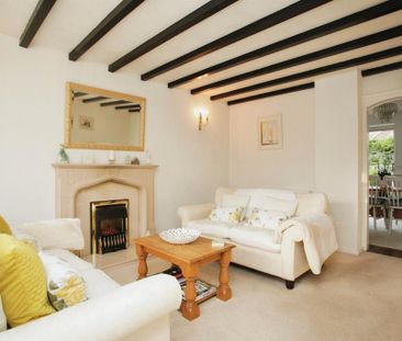 4 bedroom detached house to rent - Photo 3