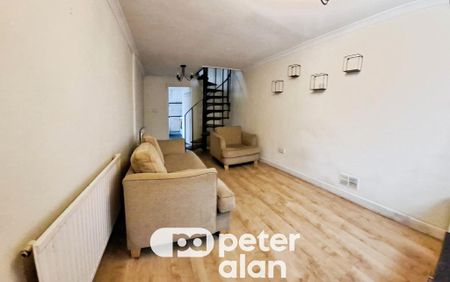 1 bedroom property to rent - Photo 2