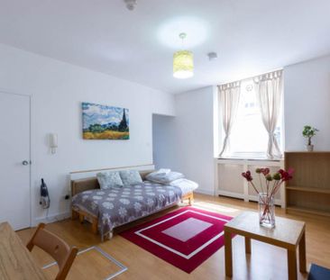 Flat 03 Gloucester Street, Pimlico SW1V 2DB - Photo 4