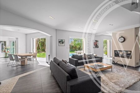 Tout savoir sur cette maison dans le quartier Ile Verte-Nord Est, à Valbonne - Photo 2