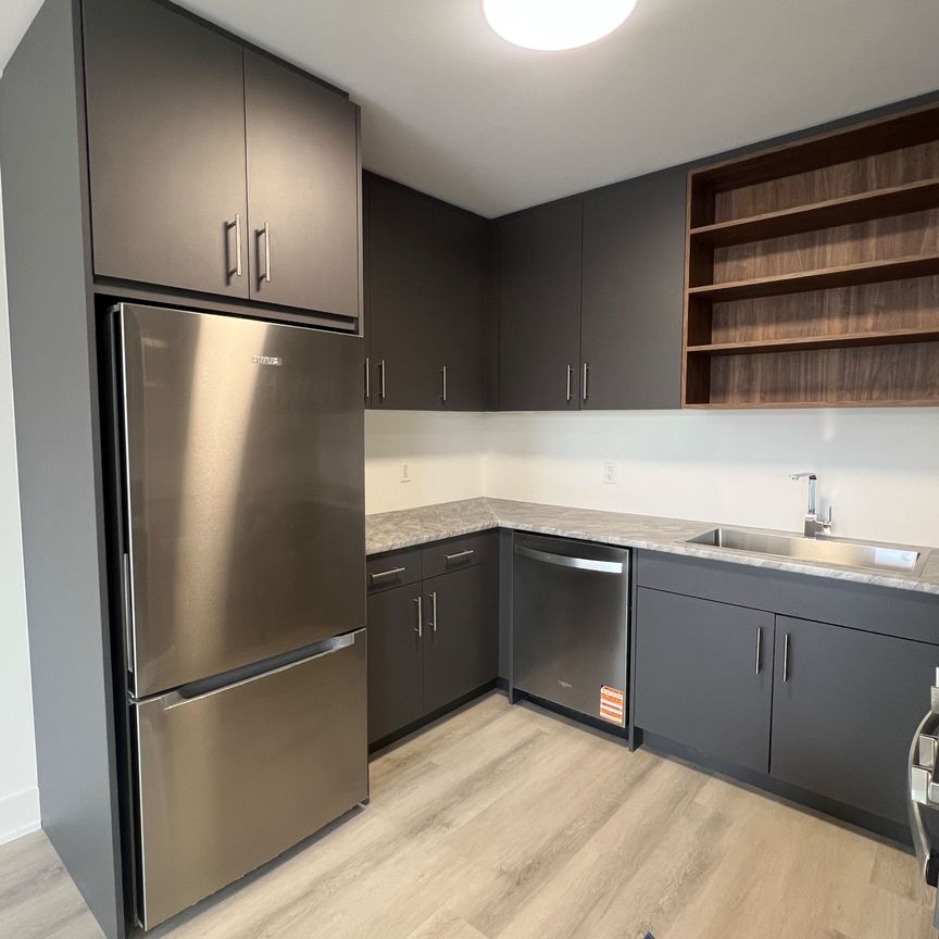 For Lease - 3 Abbot Street Unit# 64, St. Catharines, Ontario - Photo 1