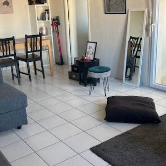 Appartement T2 bis - Proche lycée Saint- Jacques de Compostelle - Photo 1