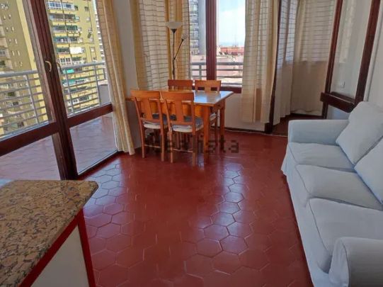 Alquiler de piso en Isabel Manoja - Photo 1