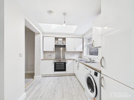 21 Rochester Street, Belfast, BT6 8EU - Photo 4