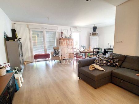 Location appartement 5 pièces 117.6 m² à Laval (53000) - Photo 2