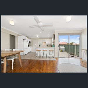 25 Pegasus Road, Cameron Park, NSW 2285 - Photo 2