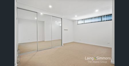 Modern and Comfortable Unit in the Ideal Location! - Photo 3