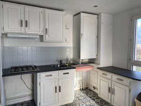 Location Appartement 3 pièces 71m² ST JEAN DE BRAYE 45800 - Photo 3