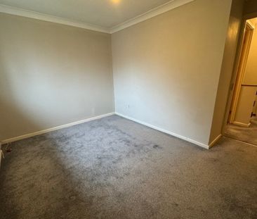 Fulmar Close - Photo 6