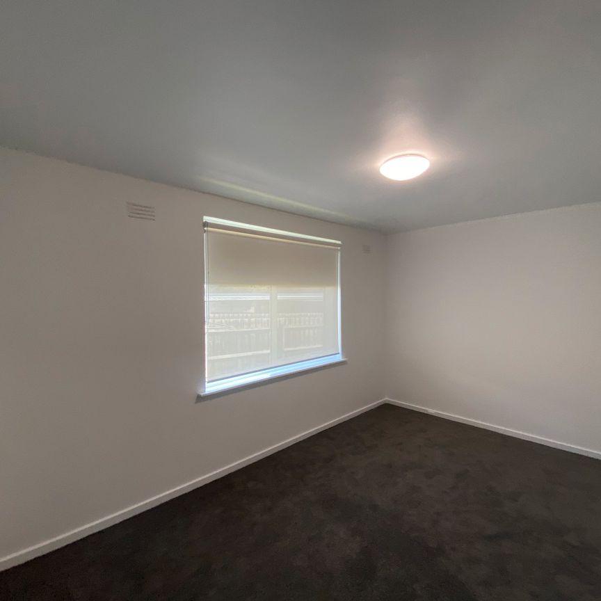 Renovated on the ground floor. - Photo 1