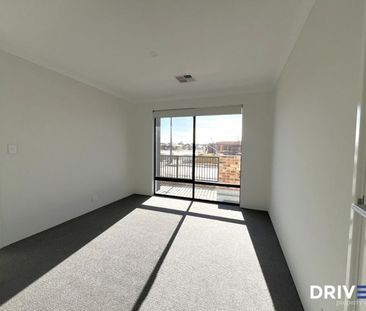 BRAND NEW Low-Maintenance Living in a Fantastic Location - 32 Coolw... - Photo 2