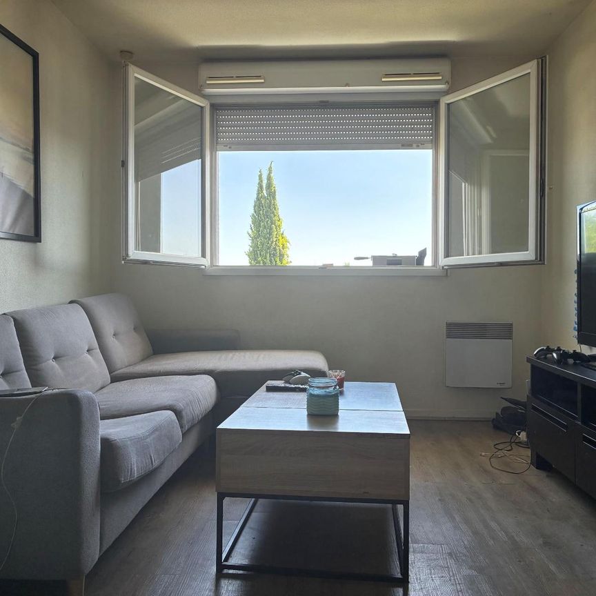 Location Appartement 2 pièces 33m² BEGLES 33130 - Photo 1