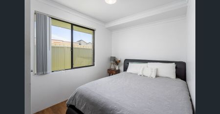 STYLISH HOME IN SOUTH BUNBURY - Photo 5