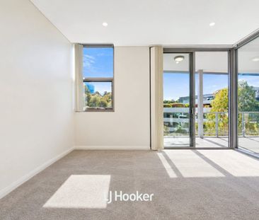 Modern Apartment Living in the Heart of Gordon - Photo 3