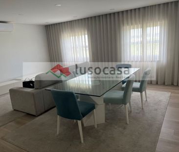 3 room luxury Apartment for rent in Amadora, Lisbon - Photo 5