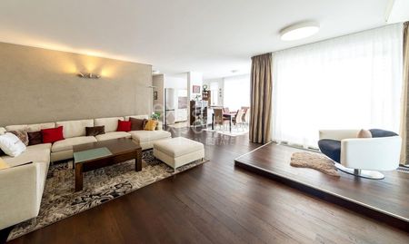 Nadštandardný 3i byt 115m2, s A/C, terasami o rozlohe 47 m2 a parkovaním - Photo 2