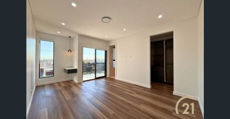 Brand New Five Bedroom, Duplex! - Photo 3