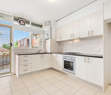 4/11 Yonga Rd, Balwyn VIC 3103 - Apartment For Rent | Domain - Photo 1