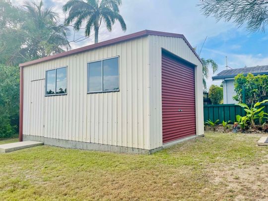 AVAILABLE NOW: Fully Airconditioned, 3 bdrm Home with Shed - Photo 1